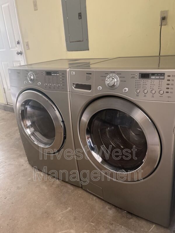 Building Photo - 2313 NE 156th Ave