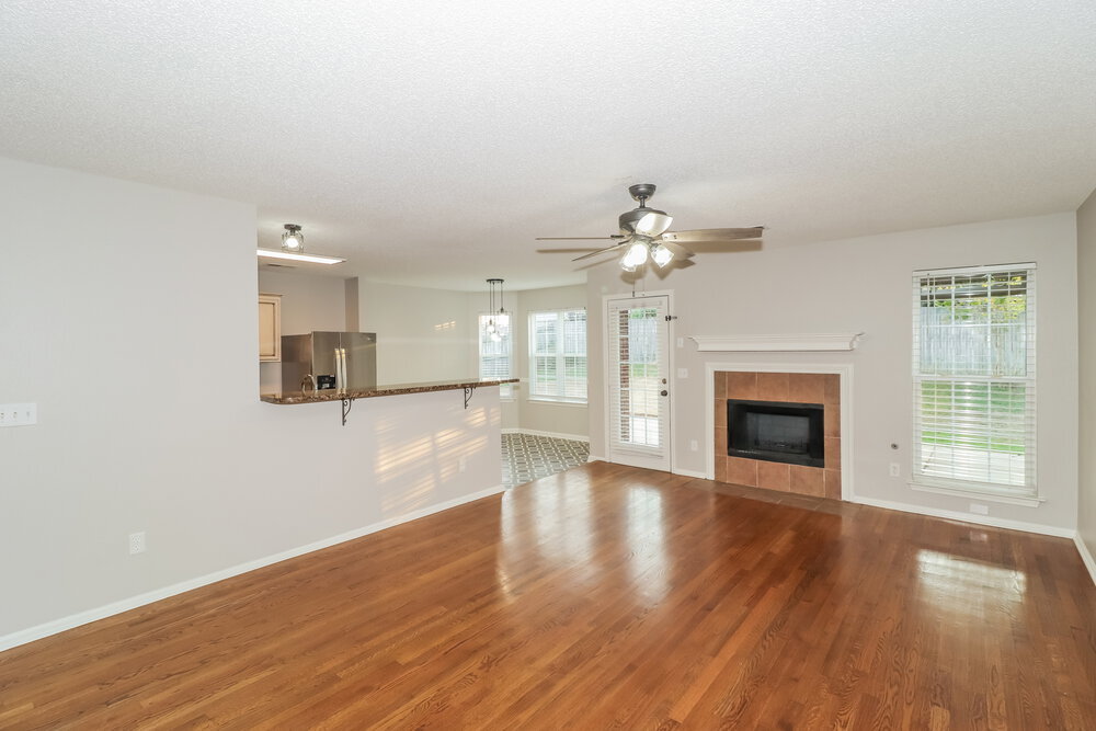 Building Photo - 7427 Fox Creek Dr