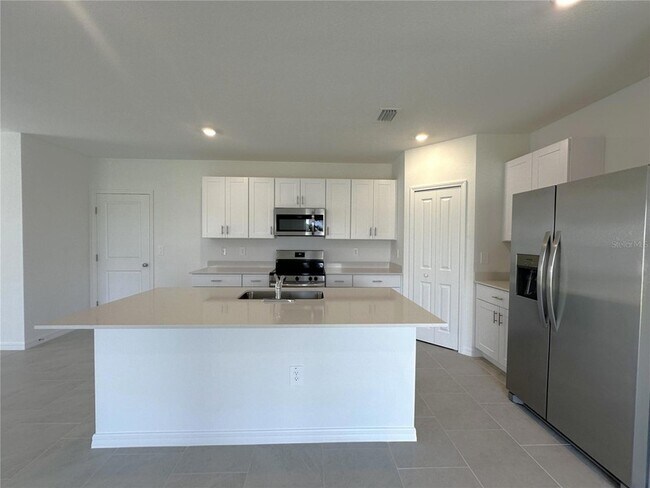 Building Photo - 11819 Cloverly Ln