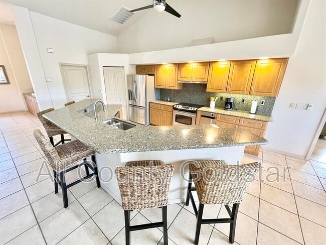 Building Photo - 9 Medalist Way