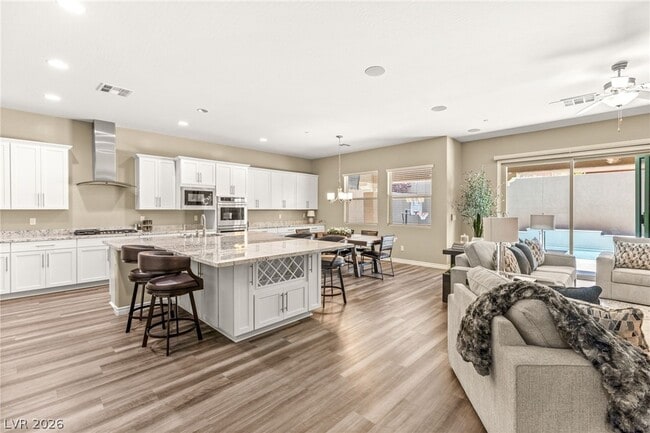 Building Photo - 1133 Pandora Canyon St