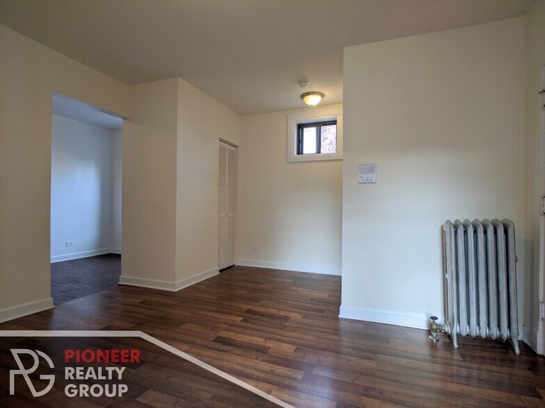 Building Photo - 2648 N Spaulding Ave