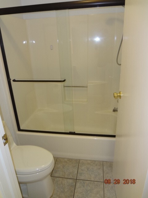 Building Photo - Beautiful 3 bedroom 2 1/2 bath Town-House Coming Soon!