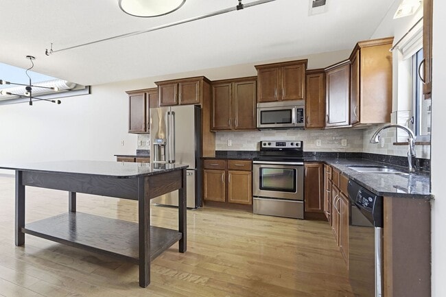 Building Photo - *Rarely Available* 3 Bedroom 2 Bathroom Penthouse At The Sexton Lofts!