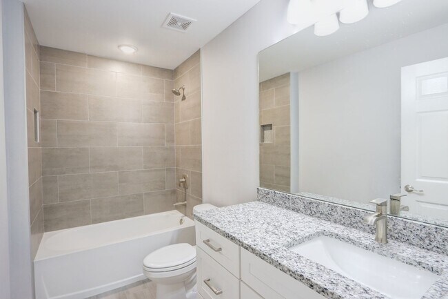 Building Photo - MUST SEE-CUSTOM BUILT-LARGE NEWER CONSTRUT...