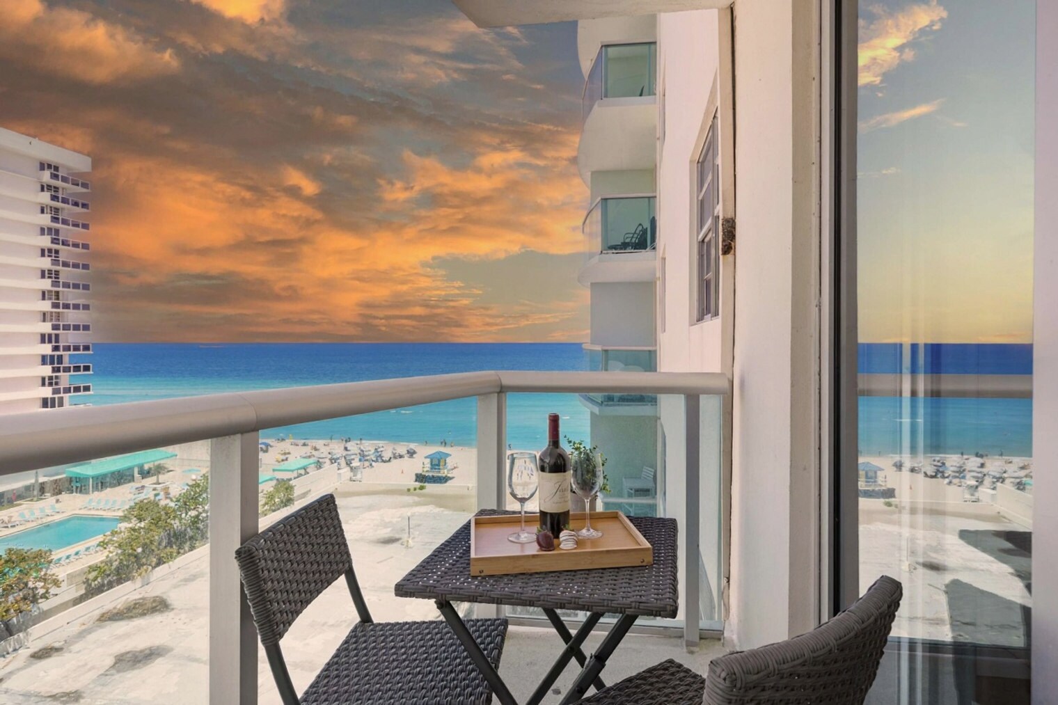 Building Photo - 3801 S Ocean Dr