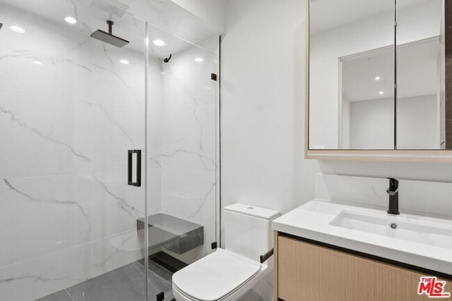 Building Photo - 11769 Bellagio Rd