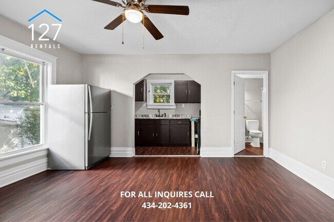 Building Photo - Lovely 3/1 located close on Historic Rivermont