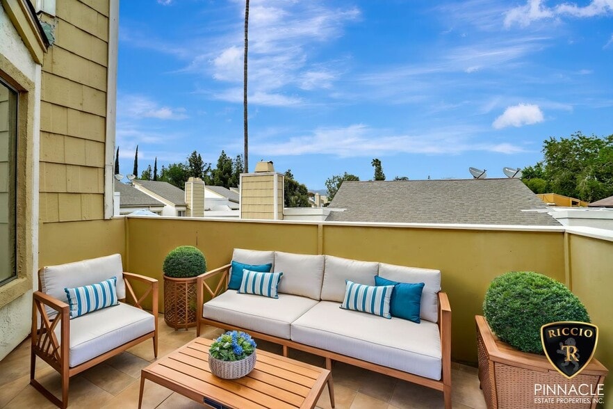 Primary Photo - 18408 Hatteras St