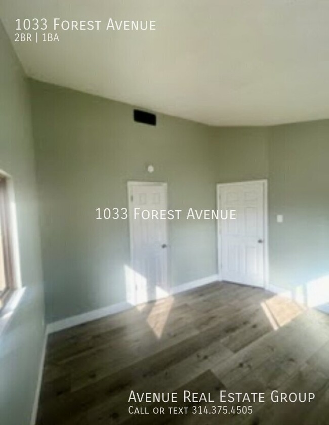 Building Photo - Charming 2-Bedroom Retreat on Forest Avenu...