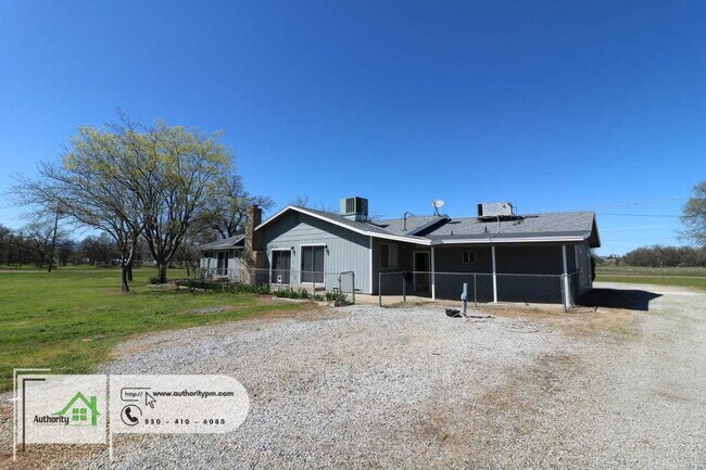 Building Photo - 3253 Tarmac Rd