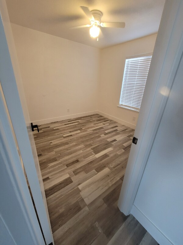 Building Photo - 830 N Ferger Ave