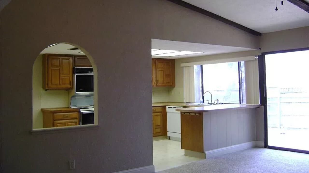Building Photo - 3725 Walnut Dr