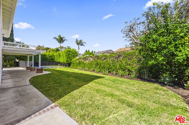 Building Photo - 15151 Marne Cir