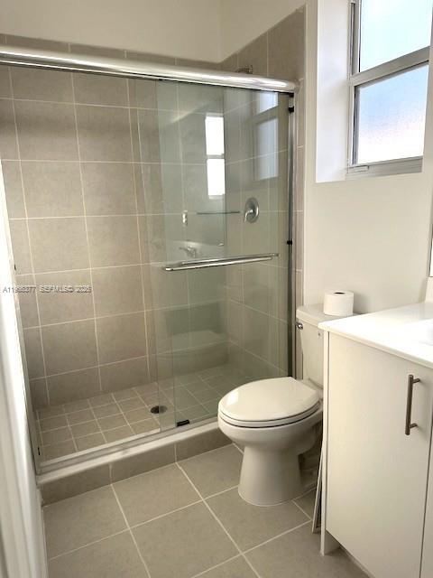 Building Photo - 2582 SE 29th St