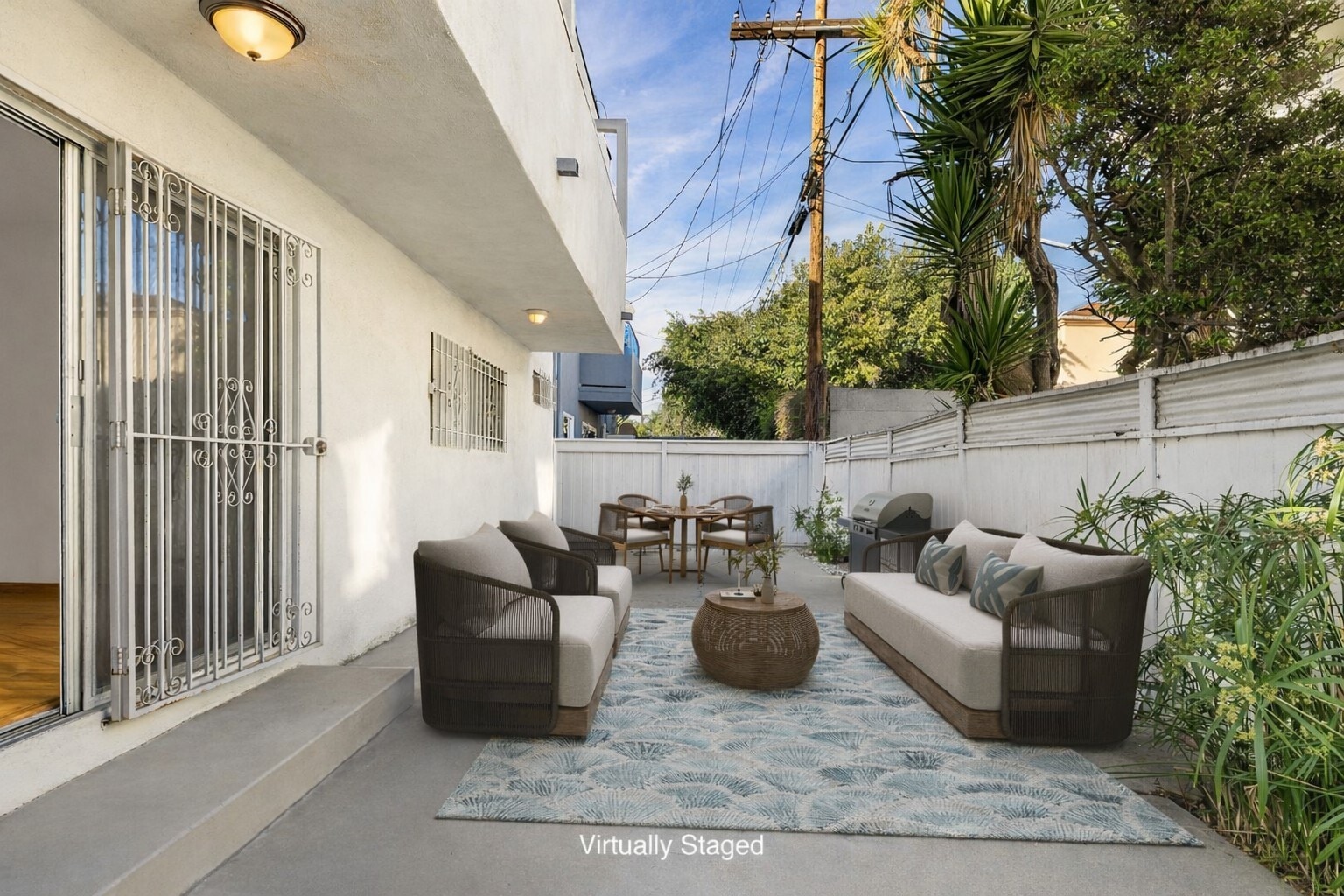 Building Photo - 824 S Shenandoah St