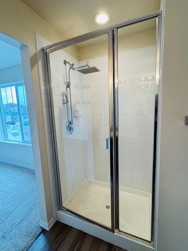 Building Photo - 5642 Heathland Terrace