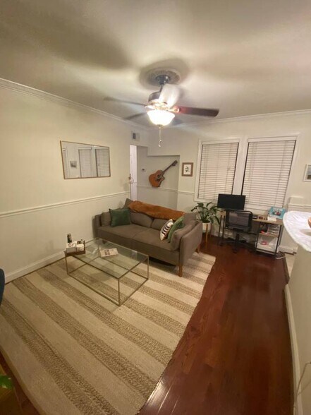 Building Photo - 315 Evarts St NE