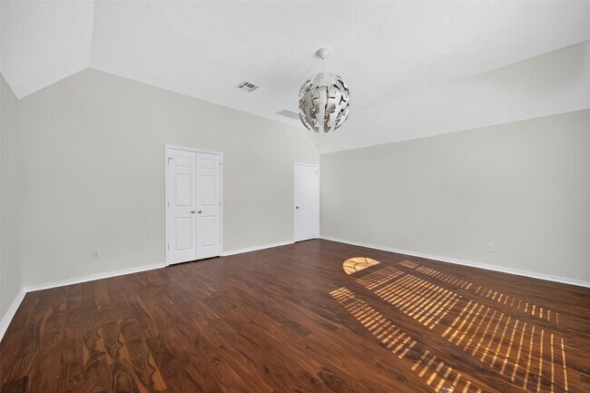 Building Photo - 8302 Cliffshire Ct