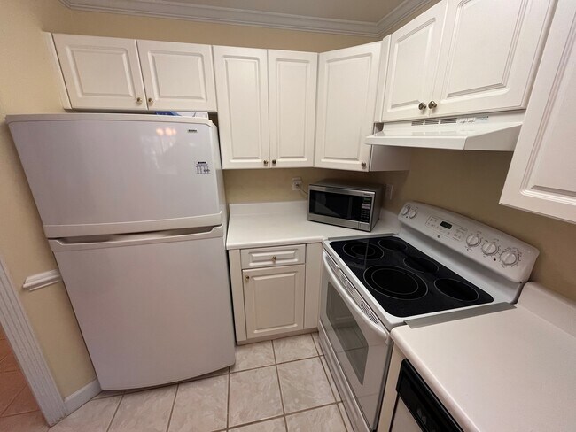 Building Photo - 118 Grande Meadow Way