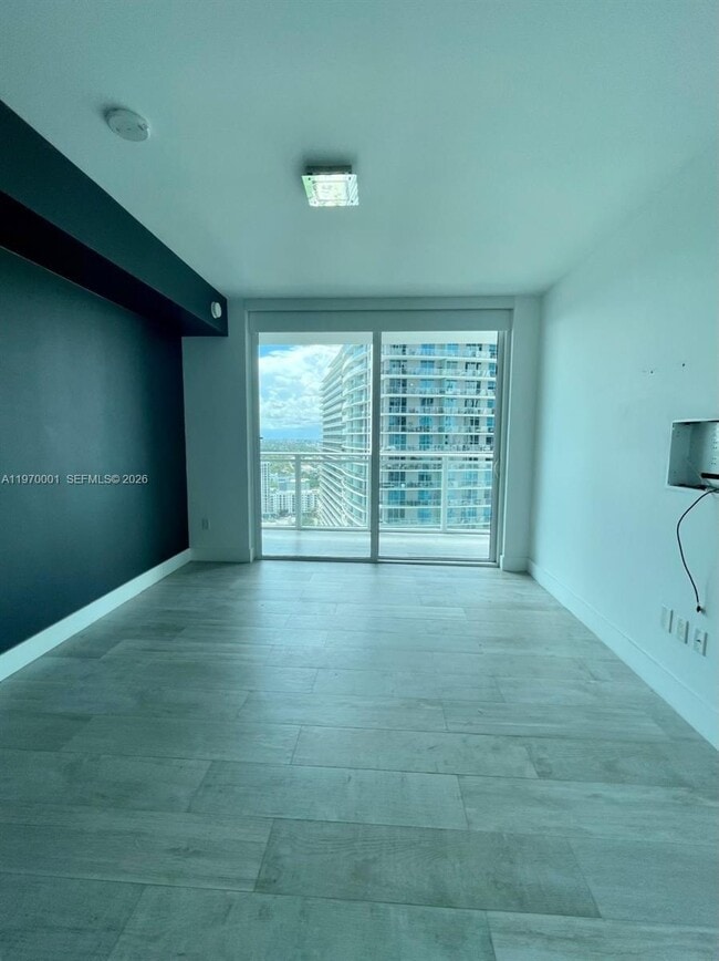 Building Photo - 1080 Brickell Ave