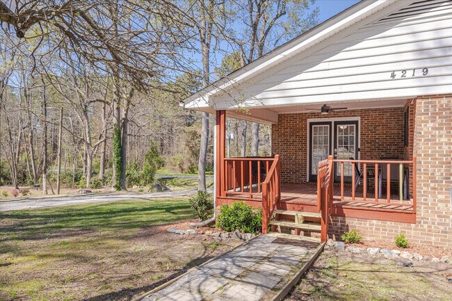 Building Photo - 4219 Neal Rd