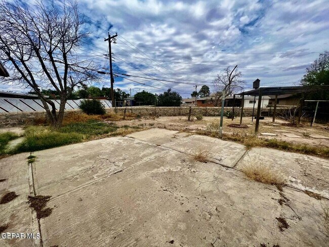 Building Photo - 7051 Becky Ln