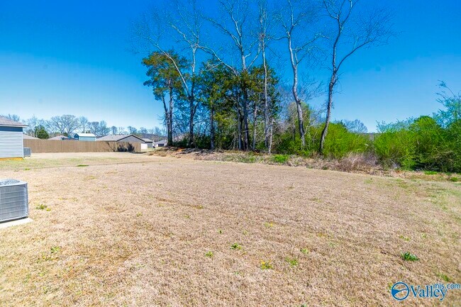 Building Photo - 110 Olde Hearth Rd