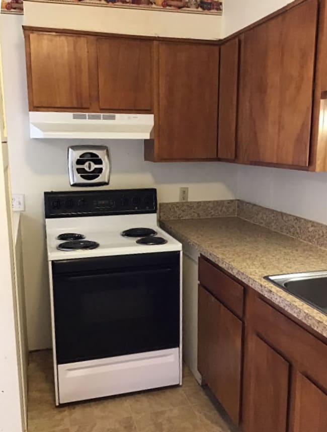 Building Photo - 3-Bedroom, 1-Bath Duplex on Mountain View Drive