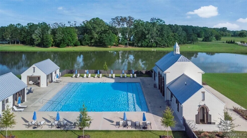 Building Photo - 4648 Broadwick St