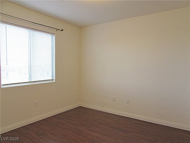 Building Photo - 4834 Villa Pescara St