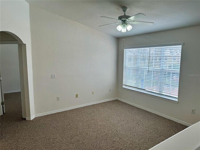 Building Photo - 832 Grand Regency Pointe