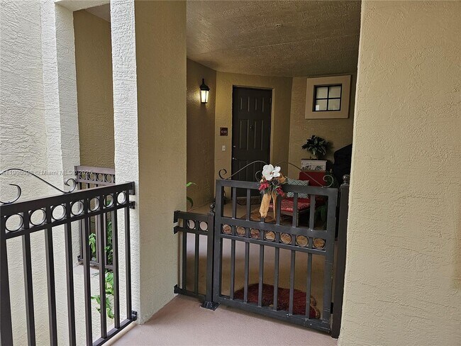 Building Photo - 3020 NW 125th Ave