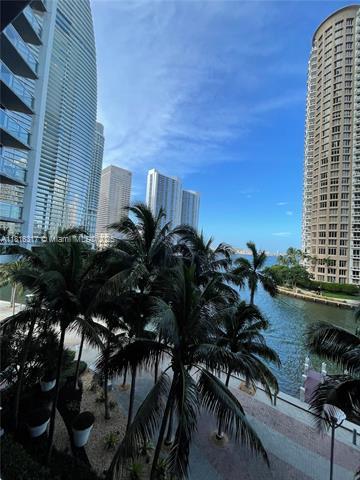 Building Photo - 465 Brickell Ave