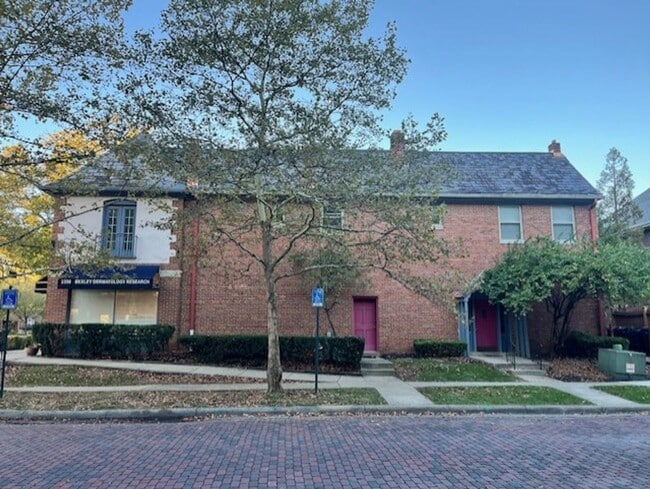 Building Photo - MS E Main Apartments