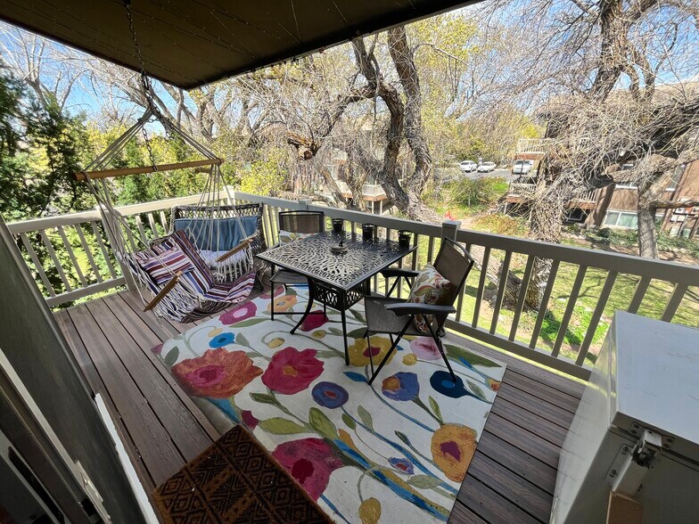 Building Photo - 1332 Millcreek Dr