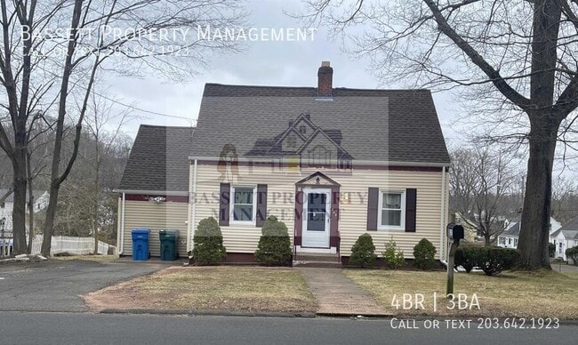 Primary Photo - 135 Evergreen Ave