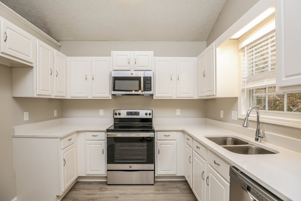Building Photo - 5539 Princeton Oaks Ln