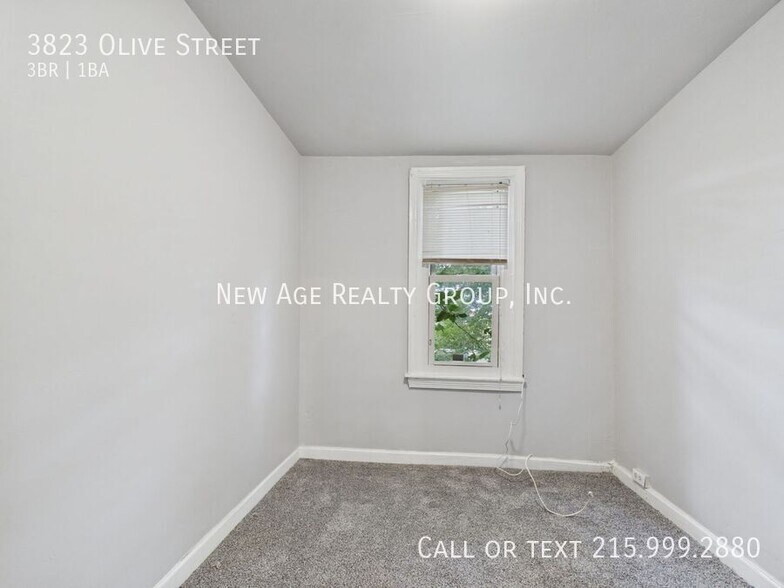 Building Photo - 3823 Olive St