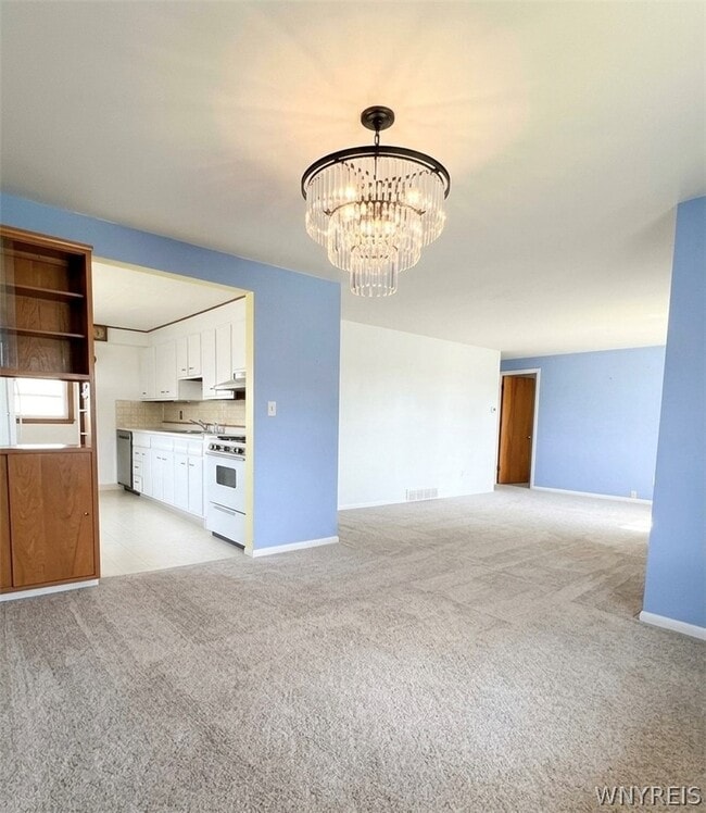 Building Photo - 53 Winkler Dr