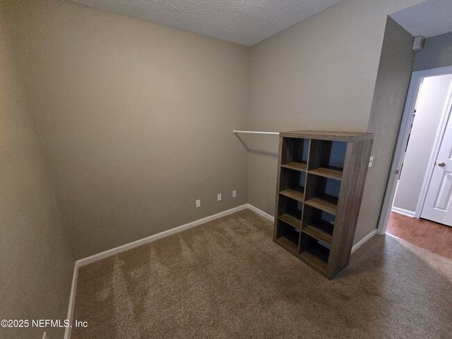 Building Photo - 575 Oakleaf Plantation Pkwy