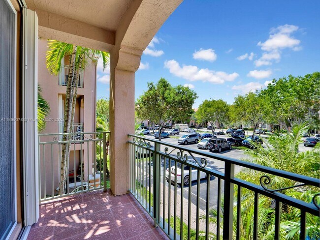 Building Photo - 6420 NW 114th Ave