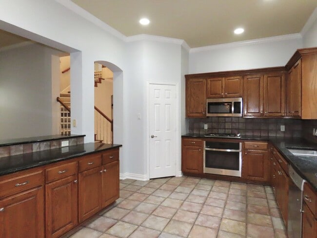 Building Photo - Coming Soon!! South Tyler, Stunning 4 Bedroom. 3.5 Downstairs Master Suite!!