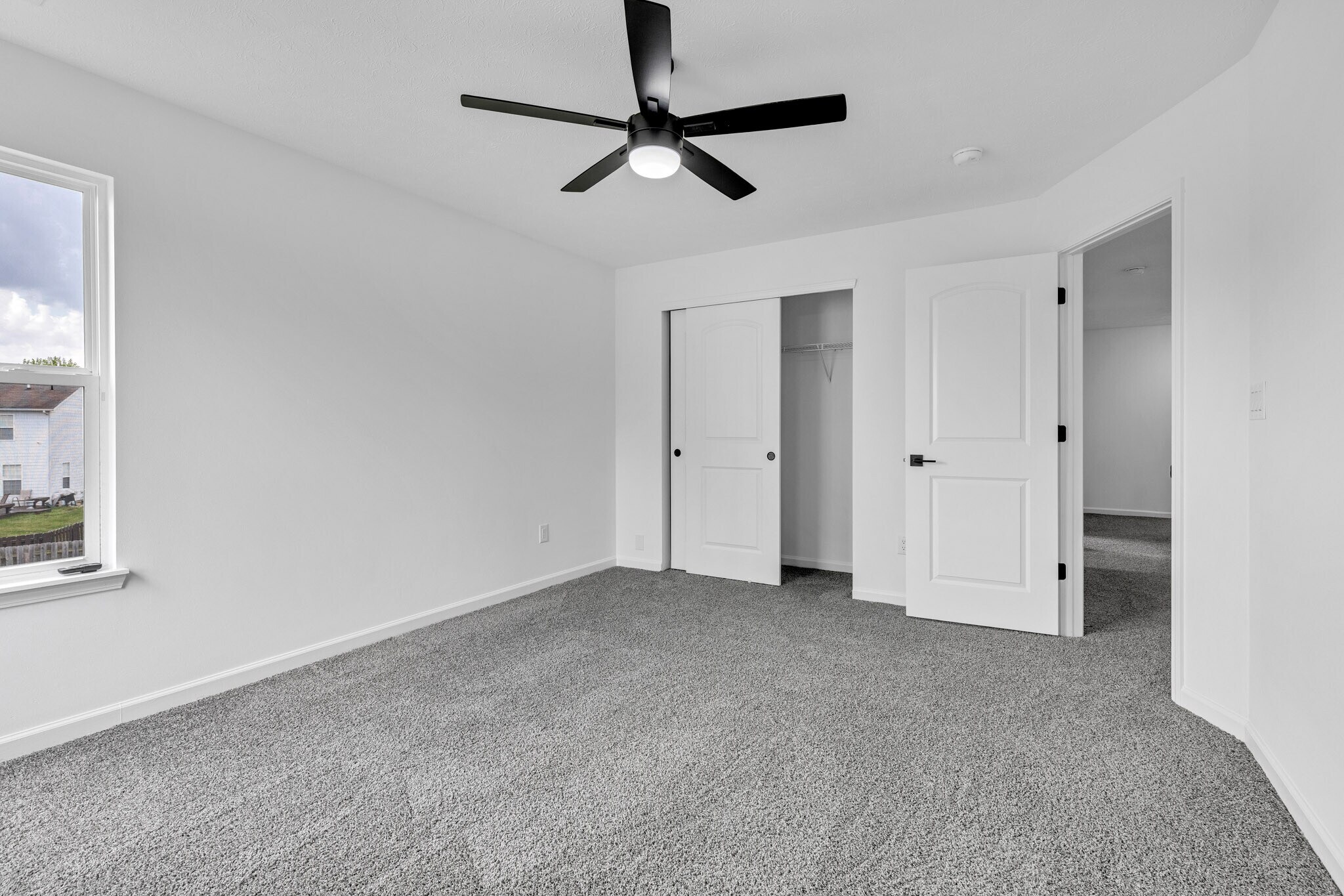 Building Photo - 9724 Brooks Dr