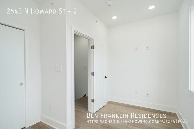 Building Photo - 2543 N Howard St