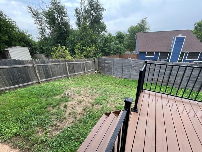 Building Photo - 8405 Red Willow Dr