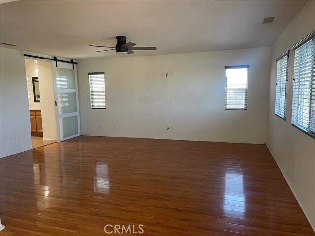 Building Photo - 37075 Parkway Dr