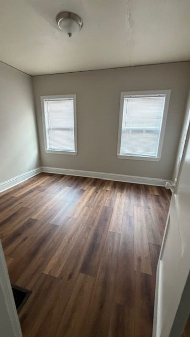 Building Photo - 5 Calvin Ln