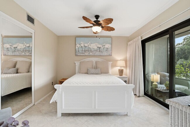 Building Photo - 600 Neapolitan Way