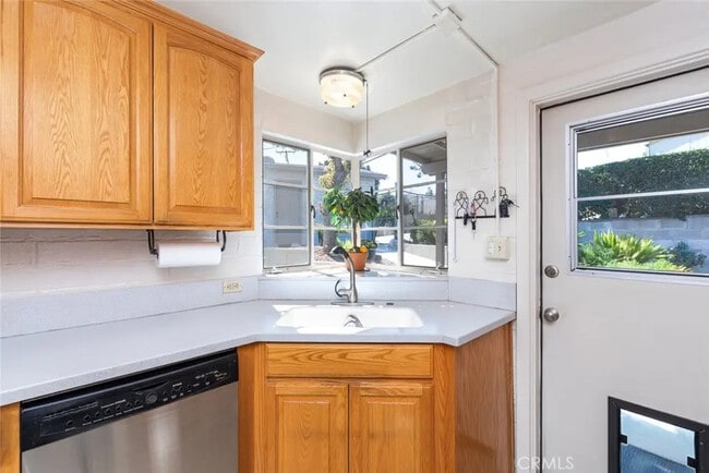Building Photo - 7710 Valle Vista Dr